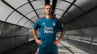 开云体育-赛前费耶诺德调整名单以备欧超杯，主帅复盘环节打磨，目标明确，纪律约束更严格